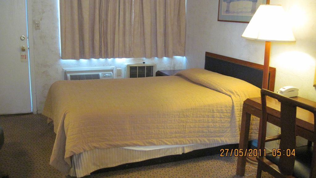 Deming Motel Room photo